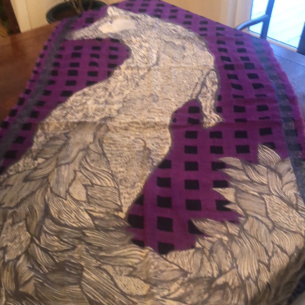 100% Fine Wool Scarf - image 3